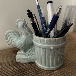 Cameron Clay Blue Chicken  Rooster Pottery Pencil Holder Planter Farmhouse